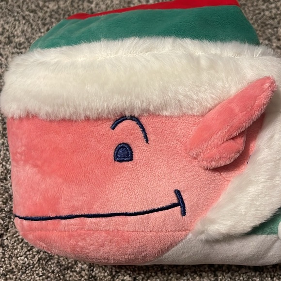 🩷NEW🩷 Vineyard Vines 🩷 Holiday Christmas Elf Santa Hat Whale Stuffed Animal, 16” - Picture 11 of 12